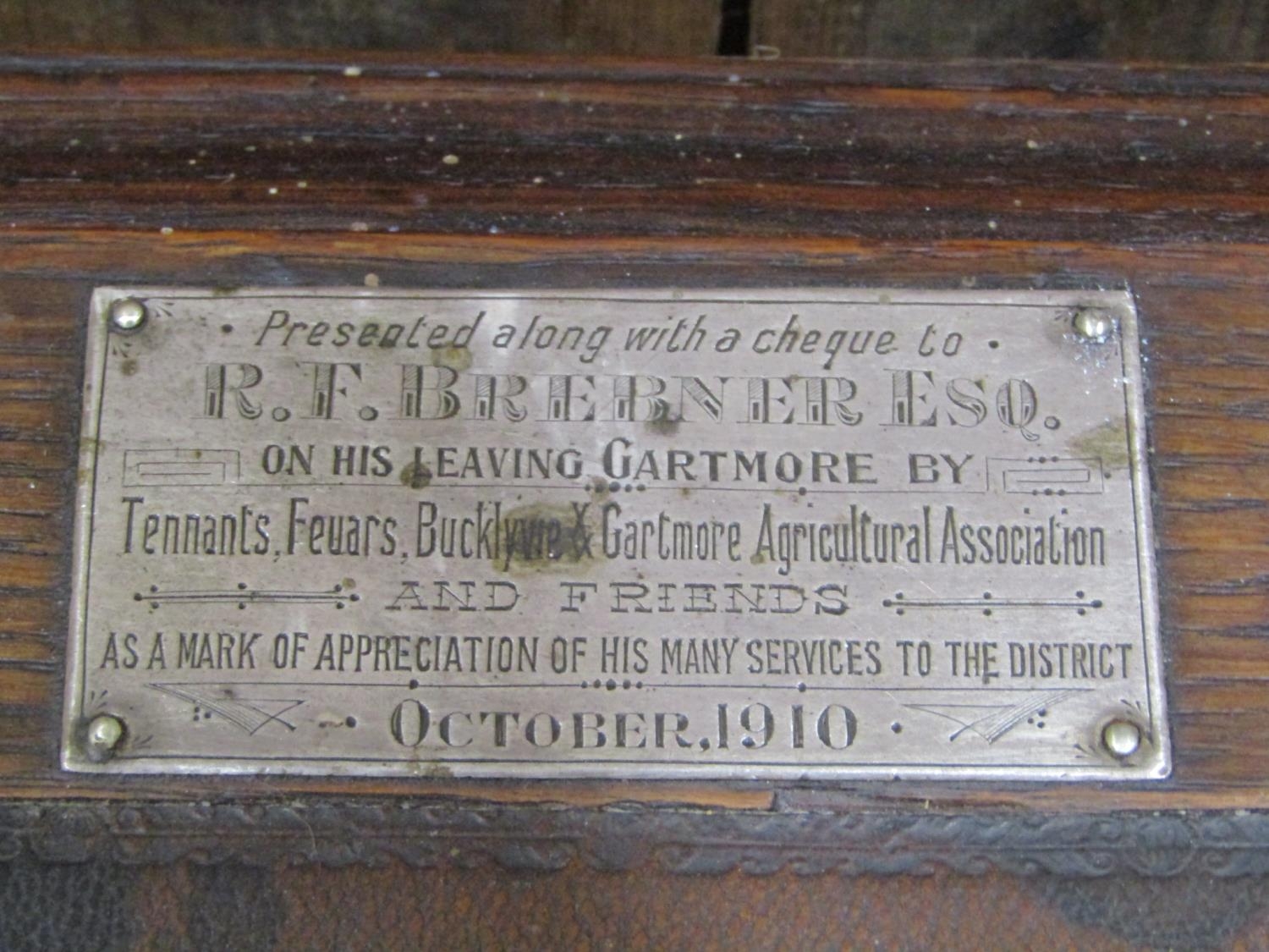 A 19th century oak kneehole twin pedestal desk with inset leather top over an arrangement of nine - Image 3 of 3