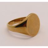 Gents 1980s 9ct signet ring, maker 'JH', stamped 'Lifetime', size W/X, 8.2g