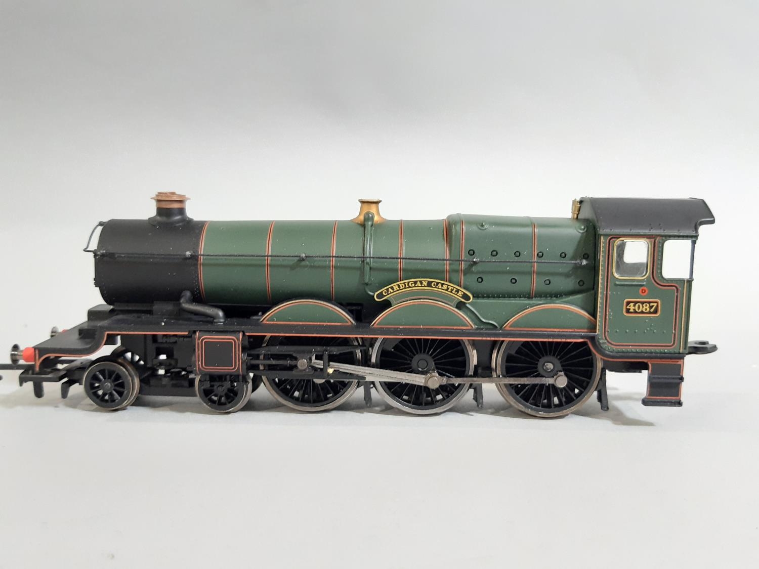 Hornby railway 00 gauge box set 'The Cornish Riviera' R1102, includes 4-6-0 Cardiff Castle - Image 3 of 6
