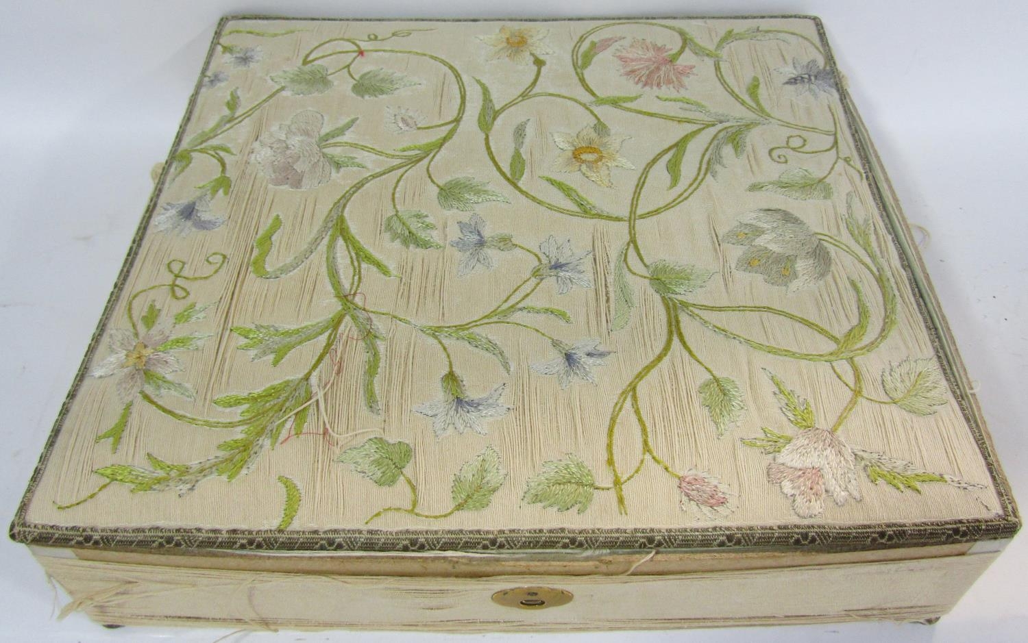 A vintage box of intricately embroidered silk floral lid raised on brass ball feet, ((af) - Image 2 of 2