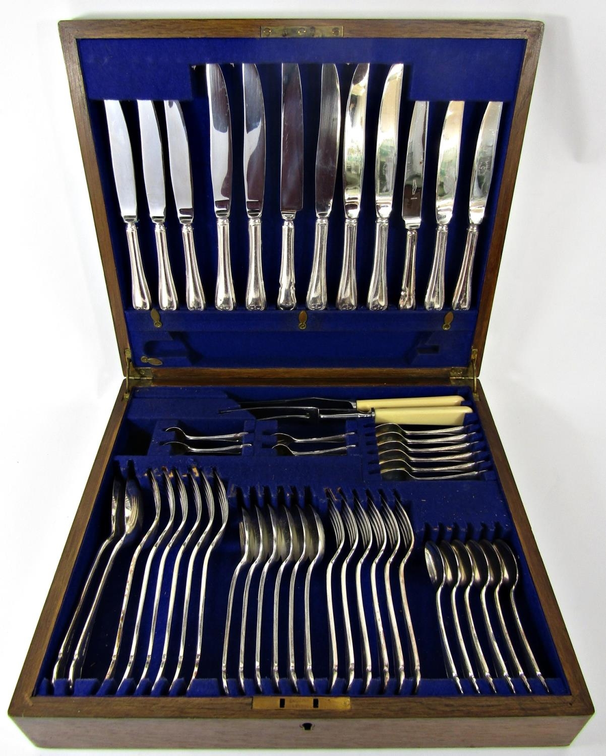 A complete canteen of Lascelles EPNS cutlery for six settings, main knives forks and spoons and side - Image 3 of 4