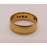 19th century 18ct wedding ring, size N/O, 5.5g