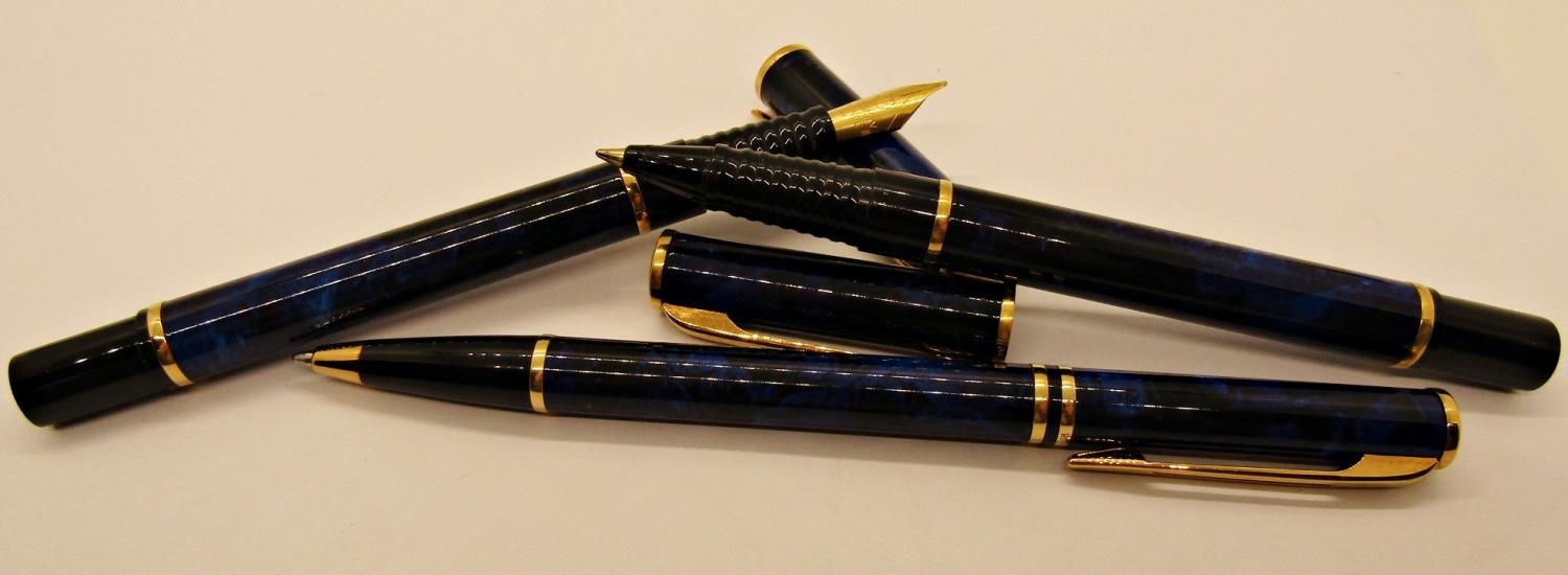 Waterman Laureat blue marble fountain, rollerball and ballpoint pen set, boxed - Image 2 of 6