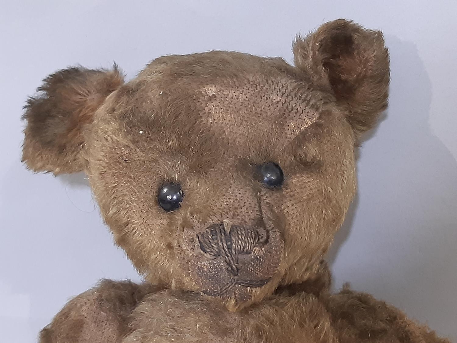 2 early 20th century teddy bears both with jointed body, pronounced muzzle and stitched nose - Image 3 of 7