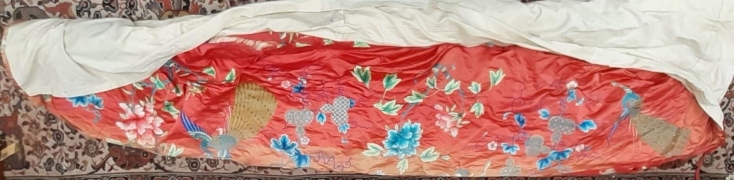 Large antique embroidered silk wall hanging with hand stitched embroidery of peacocks, flowers and - Image 5 of 5