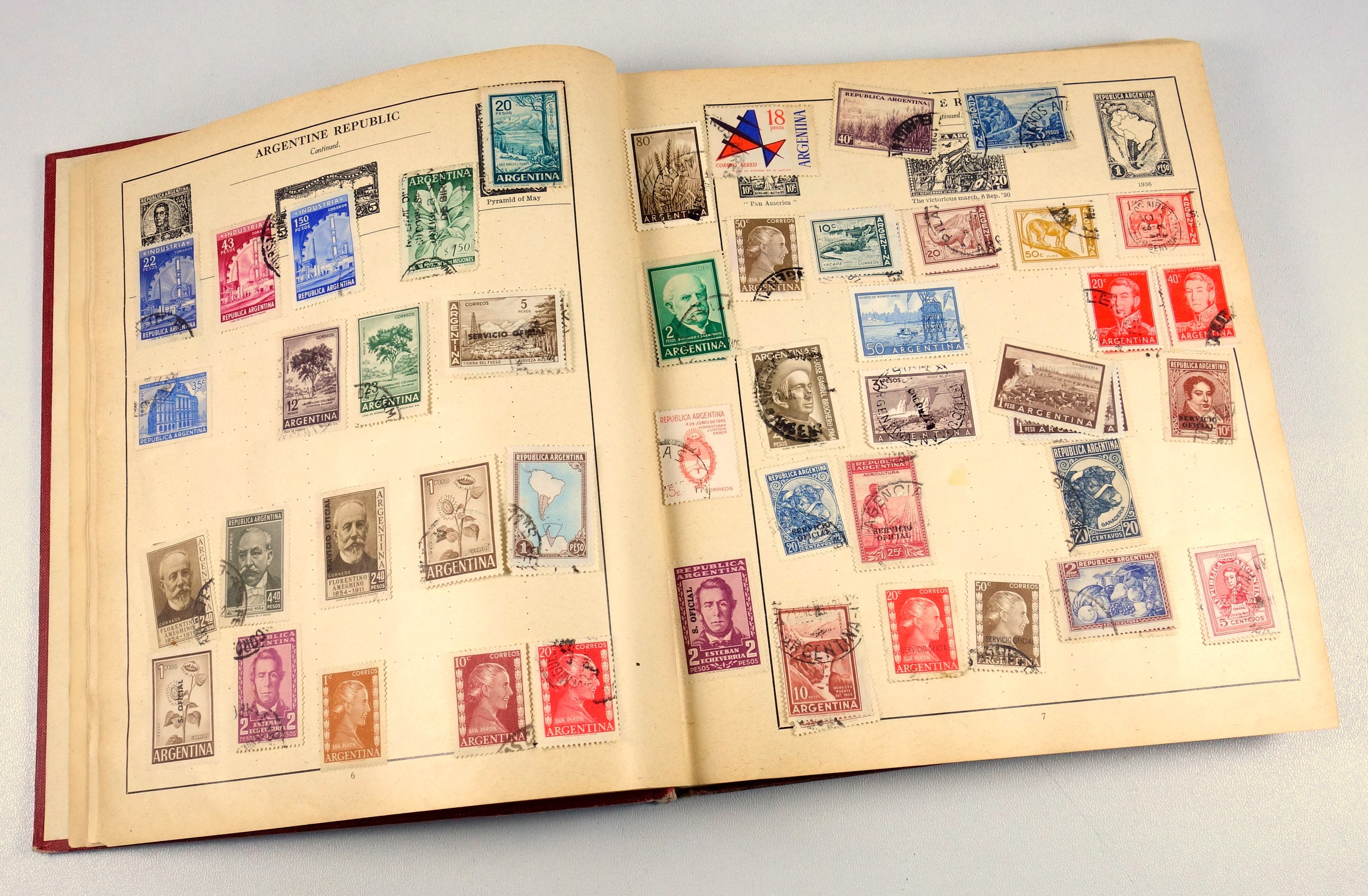 The Strand Stamp Album containing George V and later British Commonwealth and other postage stamps - Image 2 of 15