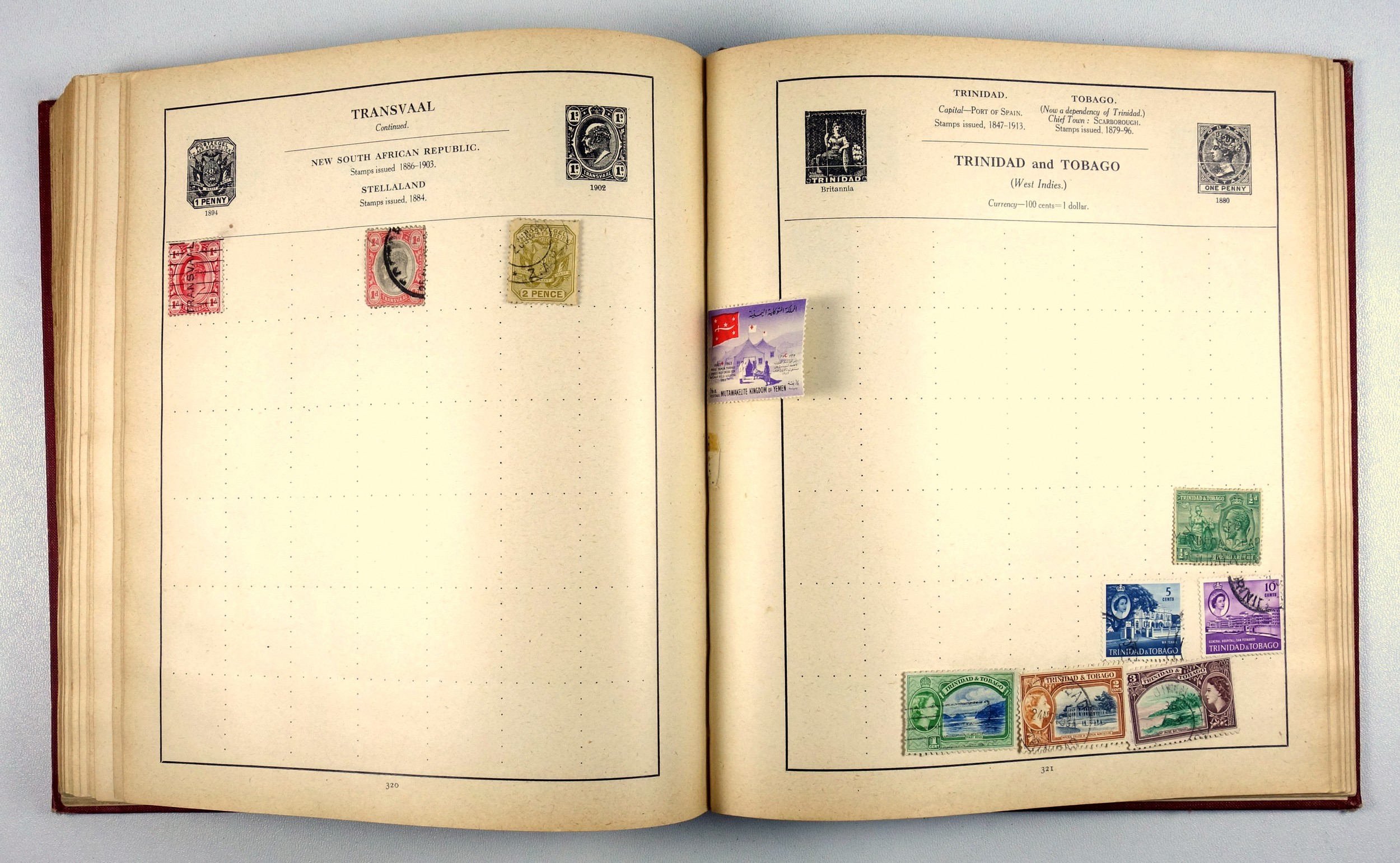 The Strand Stamp Album containing George V and later British Commonwealth and other postage stamps - Image 15 of 15