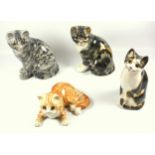 A group of 4 Winstanley pottery cats, tallest 21 cm high