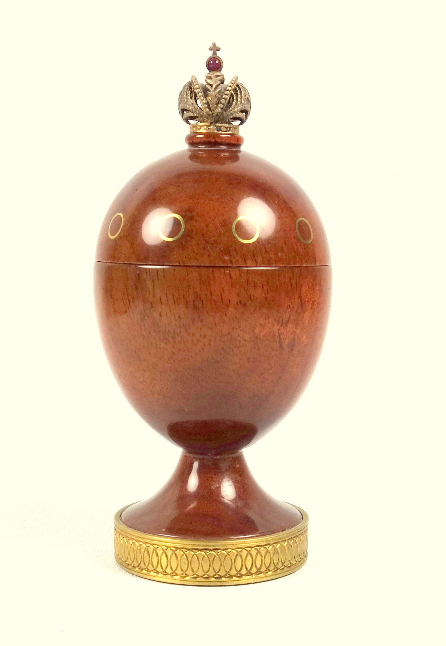 Theo Faberge, (1922-2007) small areas darned within the border, Eternity Egg, in turned bubinga wood - Bild 11 aus 12