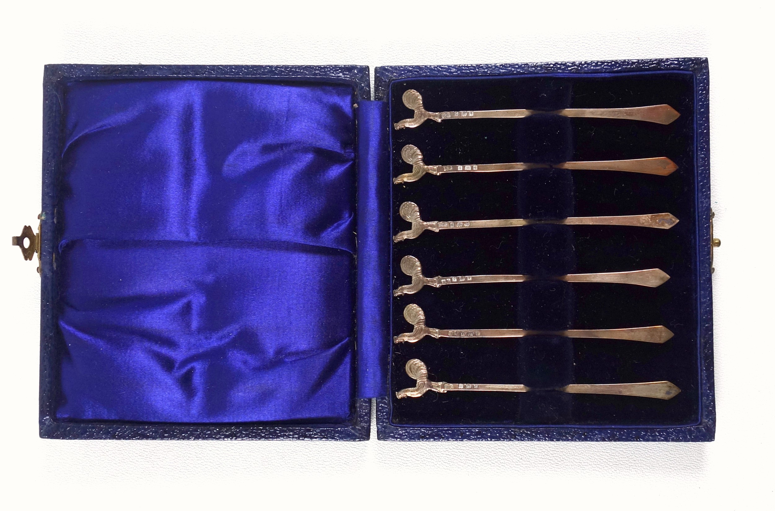 Set of 6 George V silver gilt cocktail sticks, each with a cock finial, by R.P., London 1935, 14.