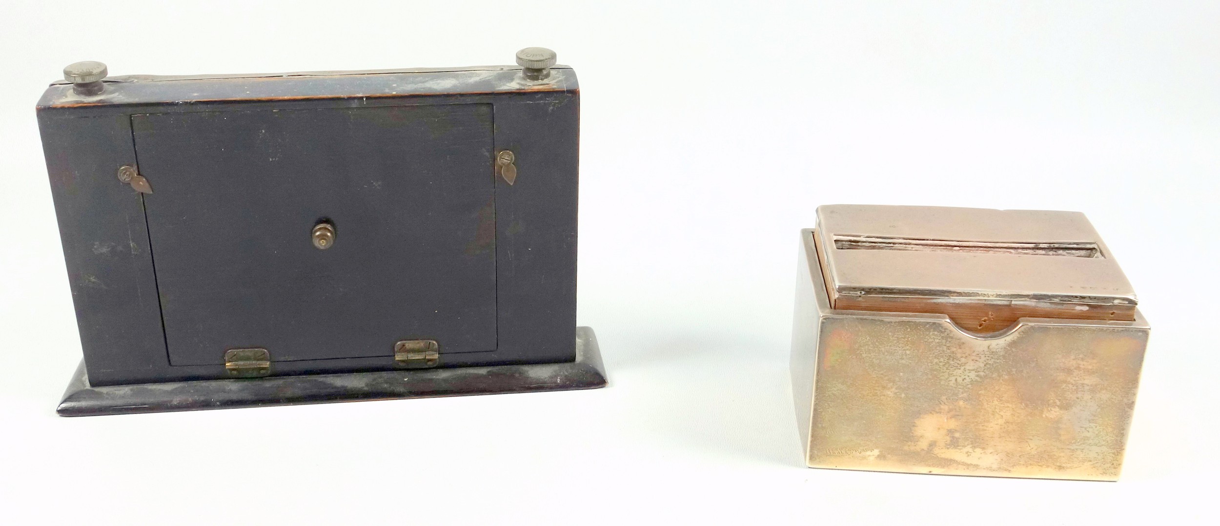 Golfing interest: George V silver rectangular cigarette dispenser with inscription “G M Turner, - Bild 2 aus 3