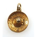 Yellow metal Mexican hat charm, stamped 18K, 2grs
