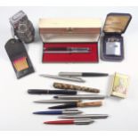 Wyvern "Perfect Pen No.81" fountain pen with a 14ct gold nib, Mentmore Supreme pen with a 14ct