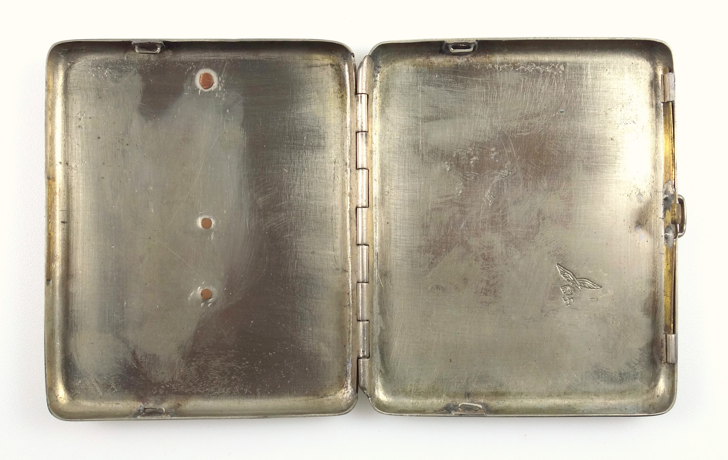 WW2 German brass cigarette case and lighter with applied Demjansk 1942 emblem (possibly using a - Bild 4 aus 6