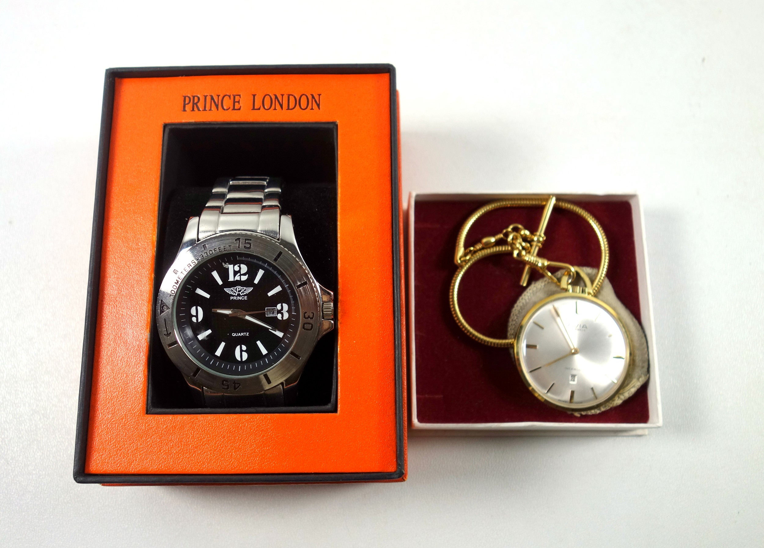 Prince of London stainless steel bracelet watch with a quartz movement, 49mm, cased; Avia gilt metal - Image 2 of 5