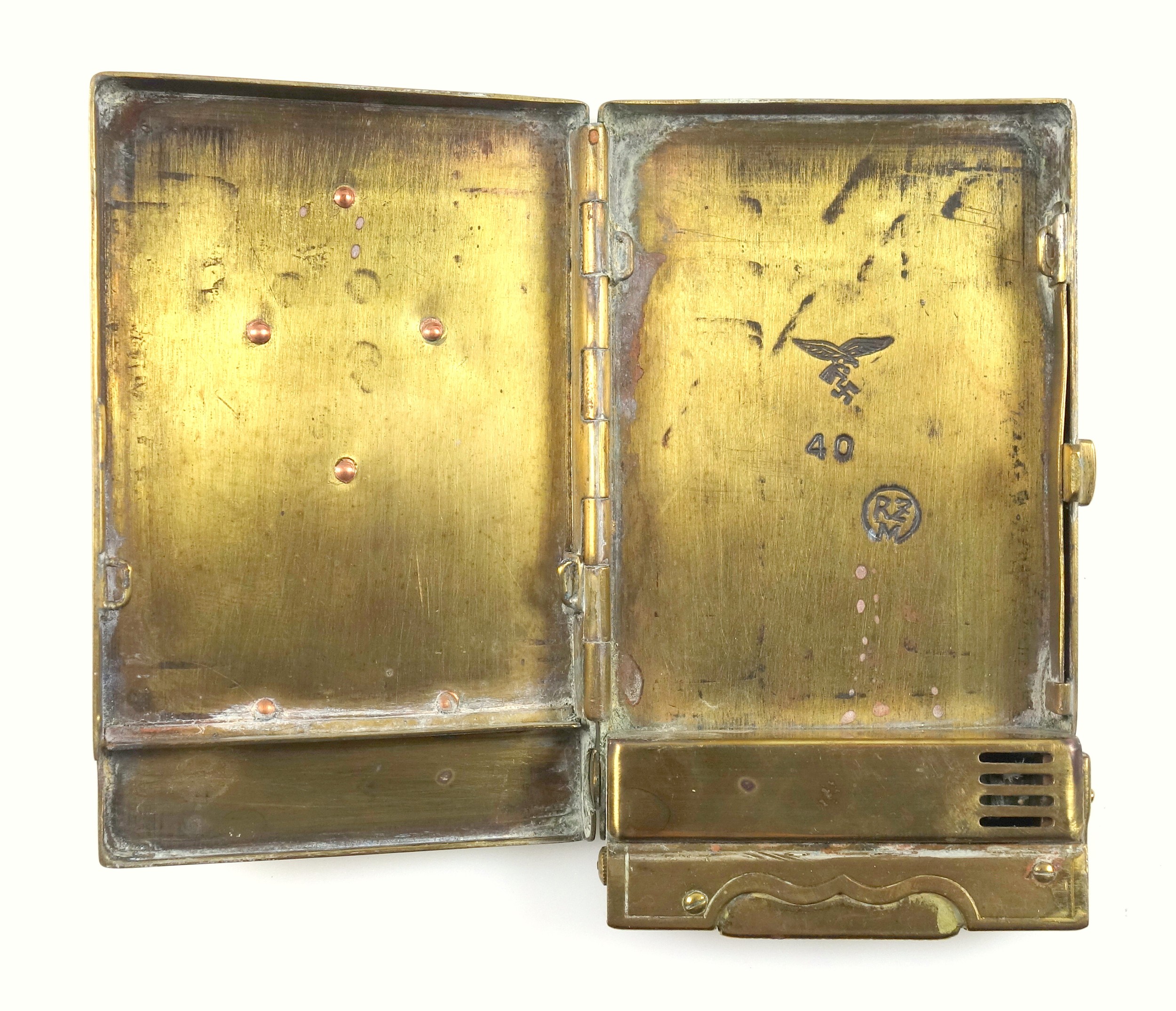 WW2 German brass cigarette case and lighter with applied Demjansk 1942 emblem (possibly using a - Bild 2 aus 6