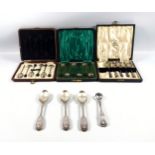 3 Victorian silver Fiddle, Thread and Shell teaspoons, London 1873; Kings's pattern salt spoon,