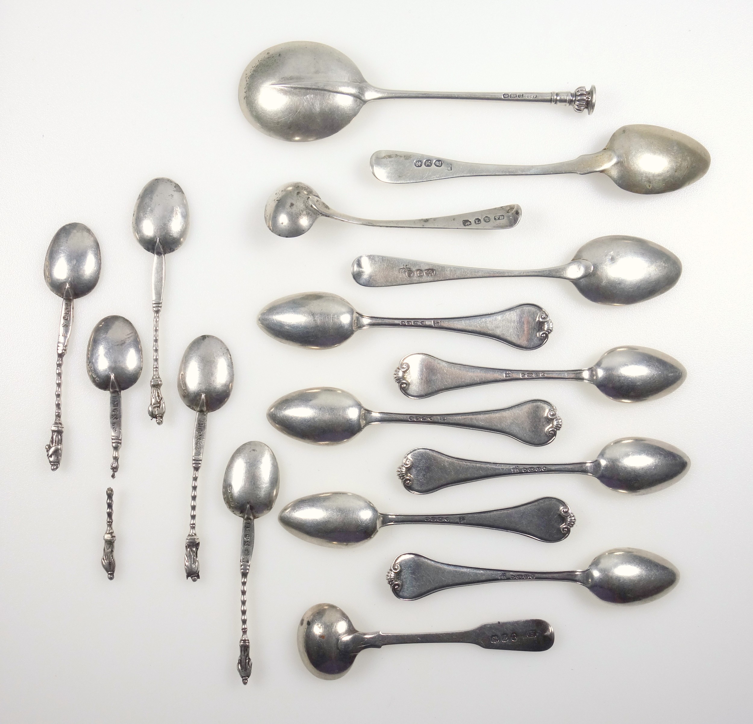 2 George III silver salt spoons, 2 teaspoons, set 6 Victorian teaspoons by H & H Lias, London - Image 3 of 3