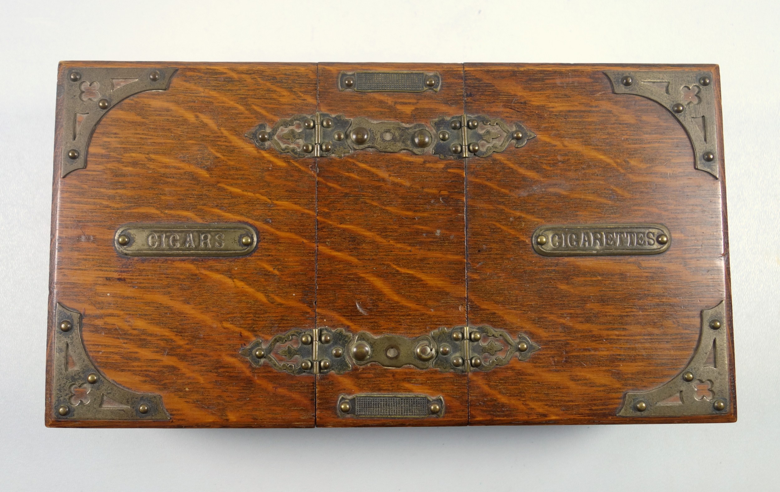 Victorian oak presentation cigar and cigarette box, with two separate compartments, applied brass - Image 2 of 4