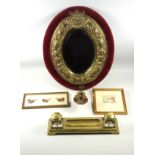 19th Century Dutch brass and velvet oval girondole with a bevelled plate, embossed floral and