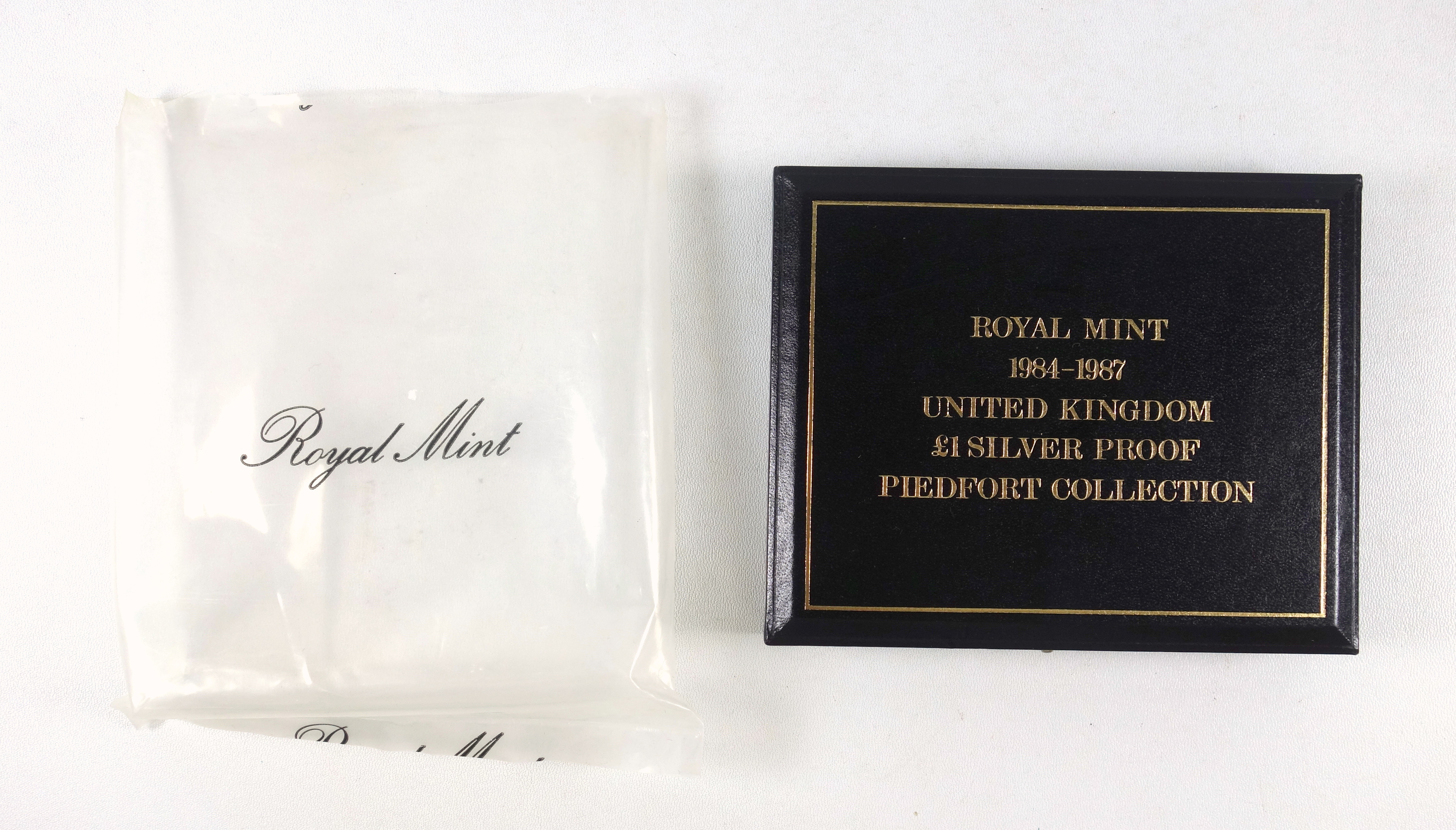 Elizabeth II Royal Mint £1 silver Proof Piedfort collection, 1984-1987, with C of A, cased. (4 - Bild 2 aus 2