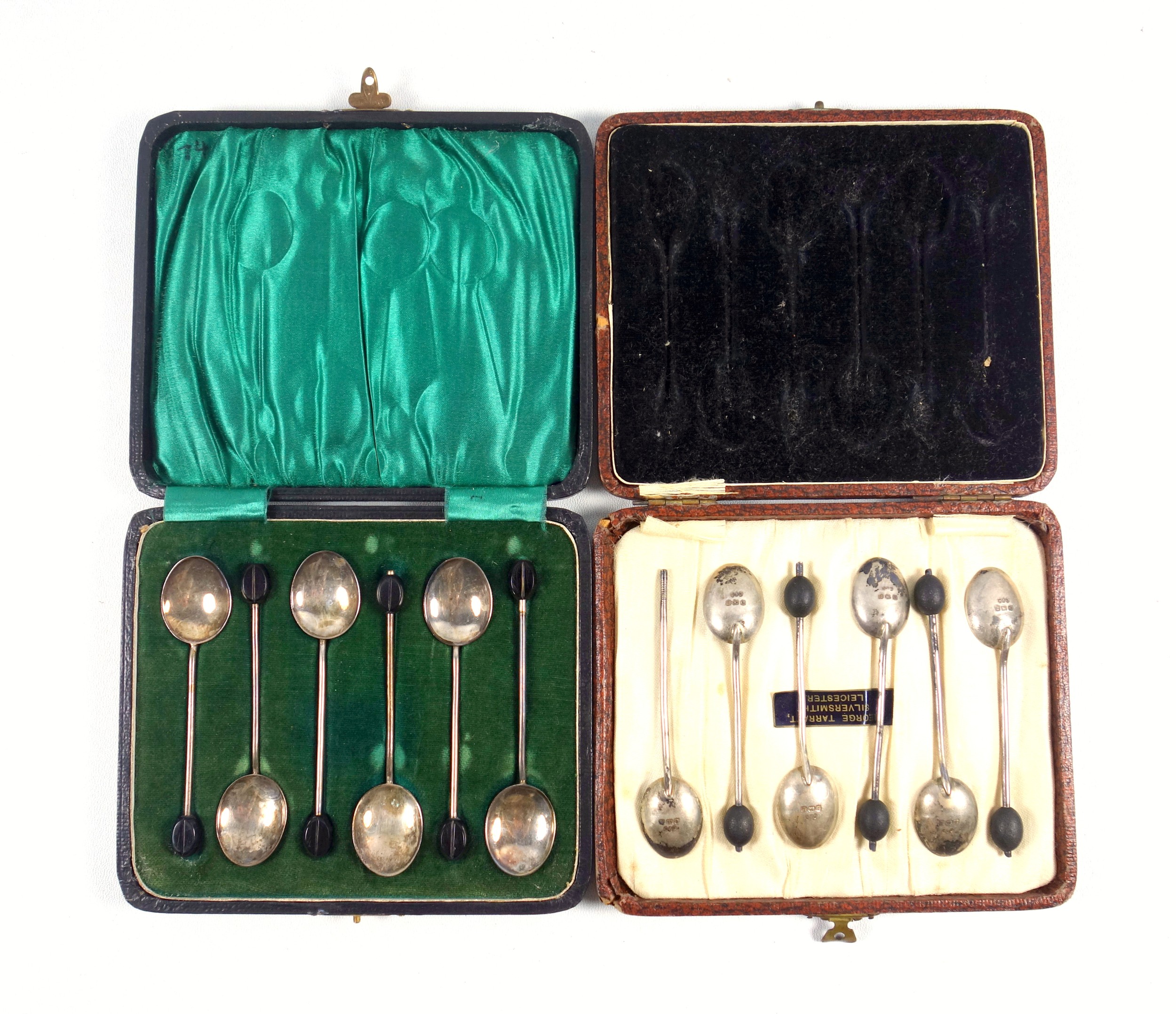 3 Victorian silver Fiddle, Thread and Shell teaspoons, London 1873; Kings's pattern salt spoon, - Bild 3 aus 5