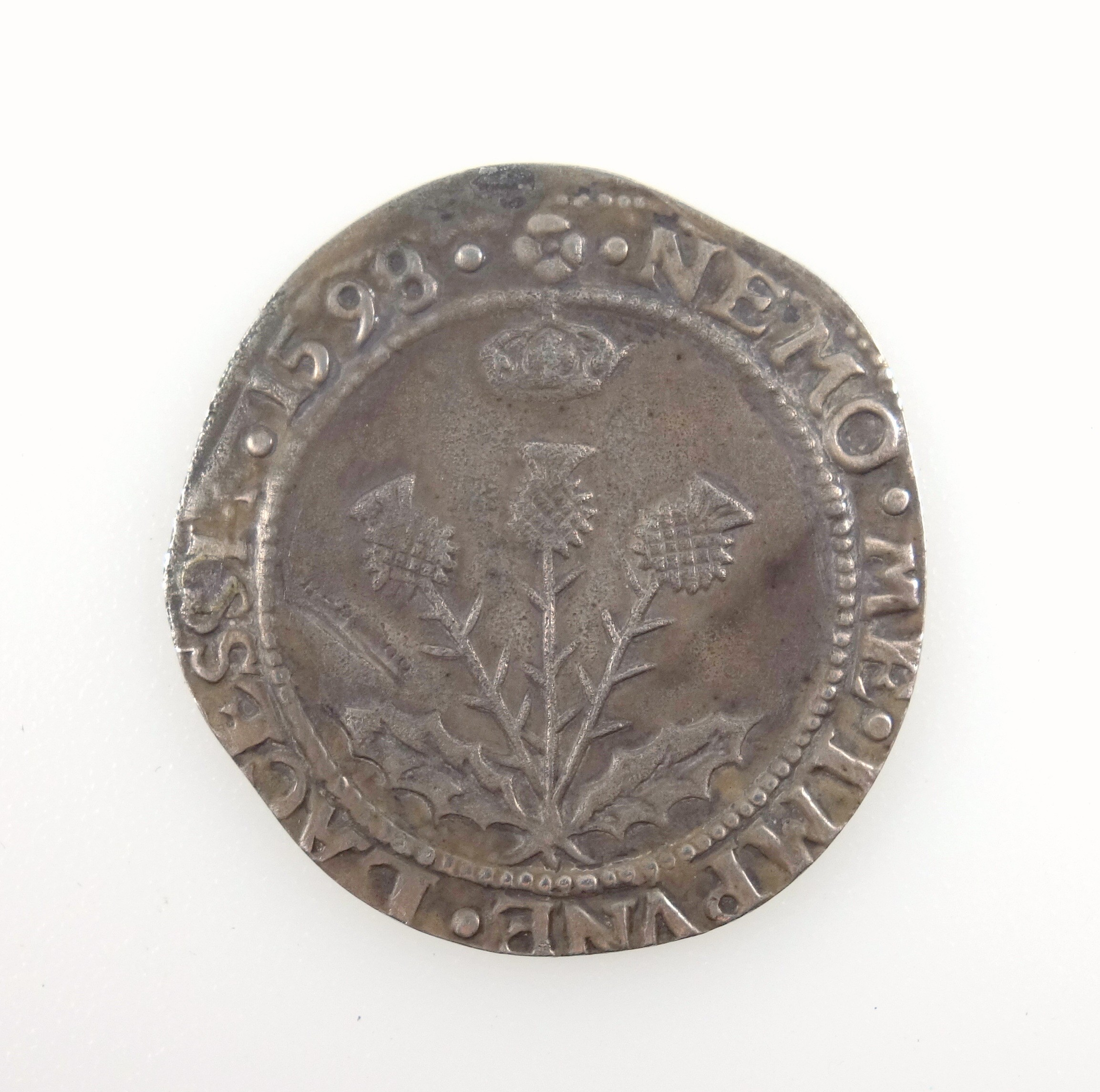 Scotland James VI 10 shillings, m.m. rose, 1598, v.f. - Bild 3 aus 3
