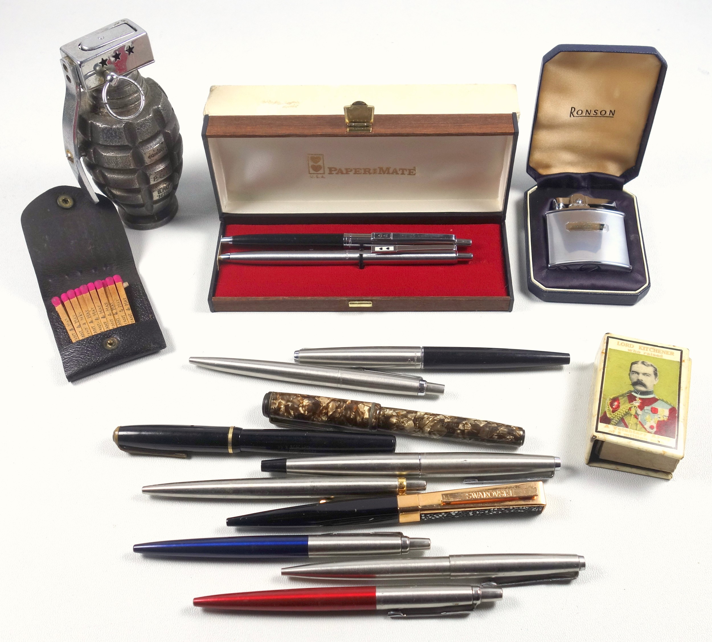 Wyvern "Perfect Pen No.81" fountain pen with a 14ct gold nib, Mentmore Supreme pen with a 14ct - Image 2 of 2