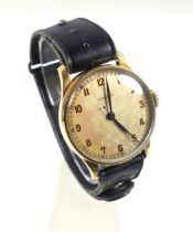 Longines yellow metal gentleman's wristwatch with an ivory coloured dial, black Arabic numerals