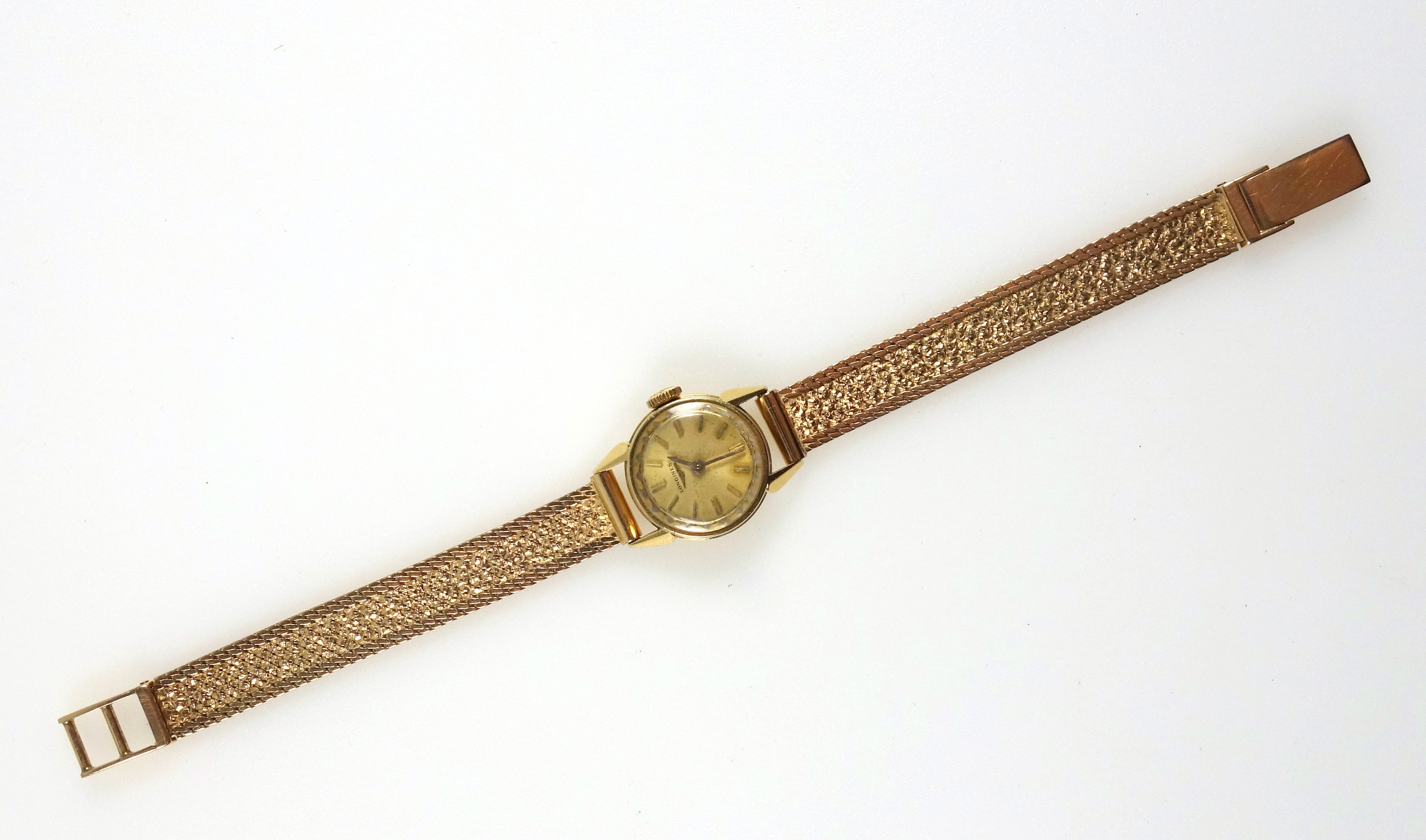 Longines 18ct gold Ladies wristwatch with a circular dial and baton markers, enclosing a side wind - Image 2 of 3