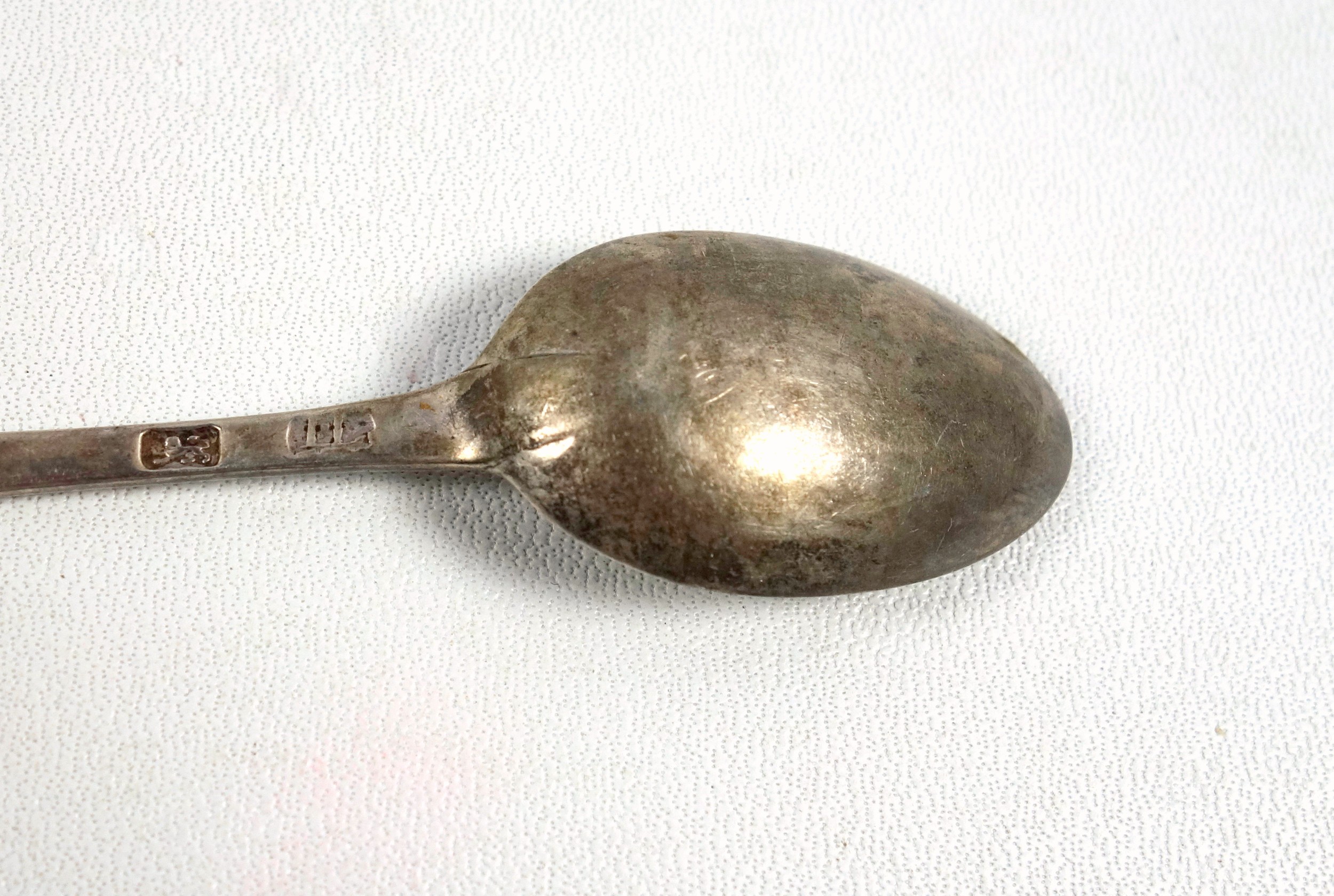 George III silver bright cut tea spoon; sugar tongs, by Peter & Ann Bateman London 1794; child's - Image 3 of 4