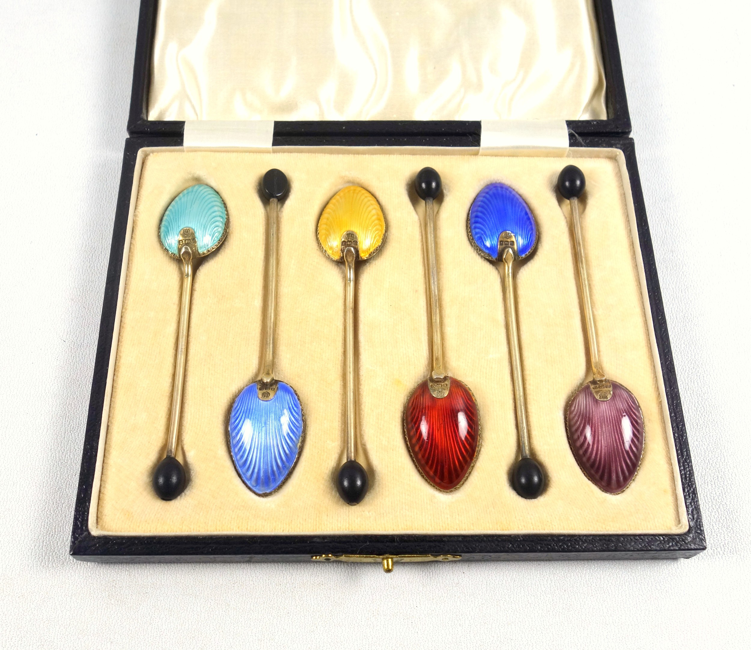 Set of 6 gilt silver coffee spoons with coloured enamel shell backs and bean tops by Barker Brothers - Image 7 of 7