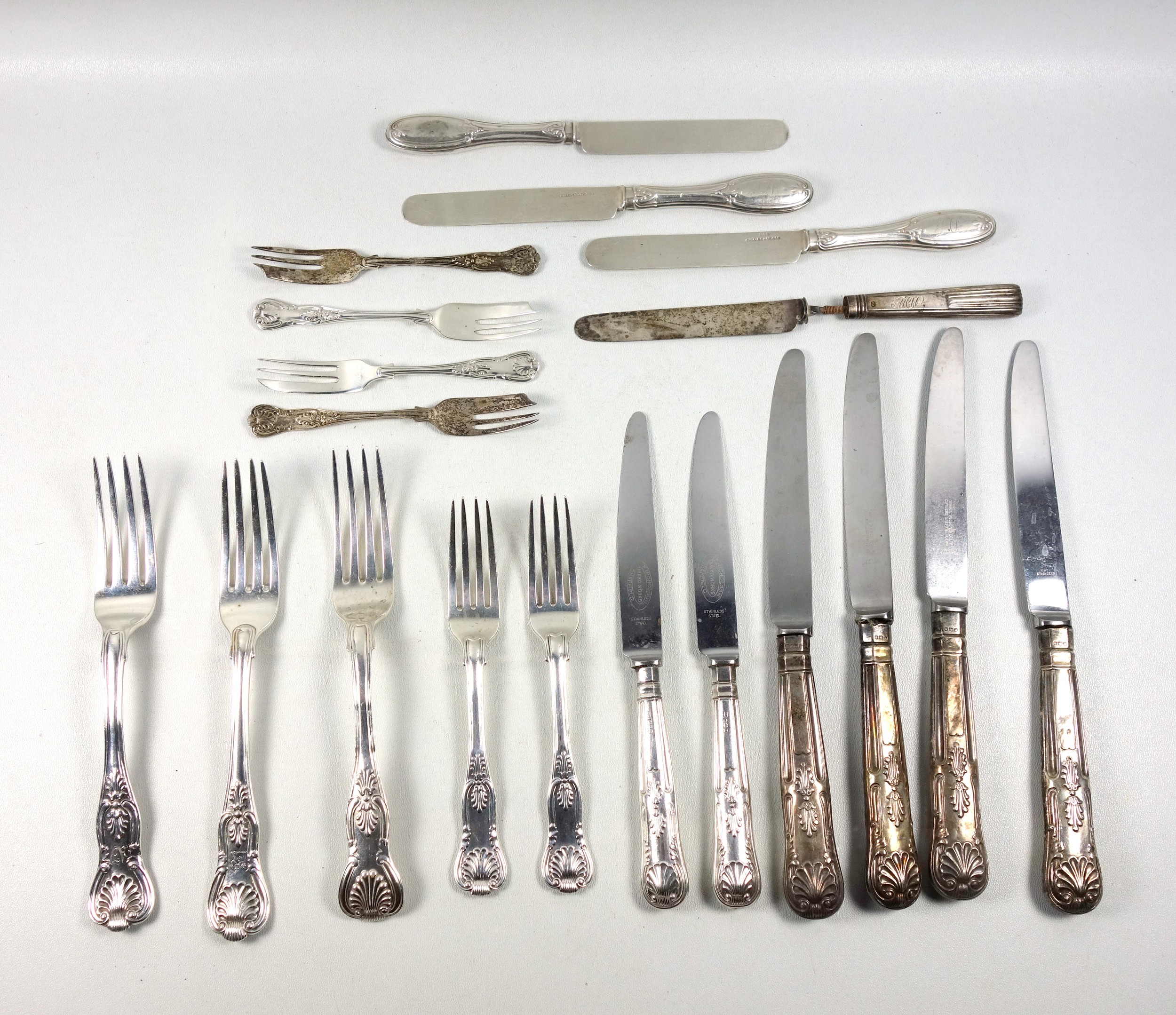 3 George IV silver King's pattern table forks, various marks; 2 William IV King's Pattern dessert