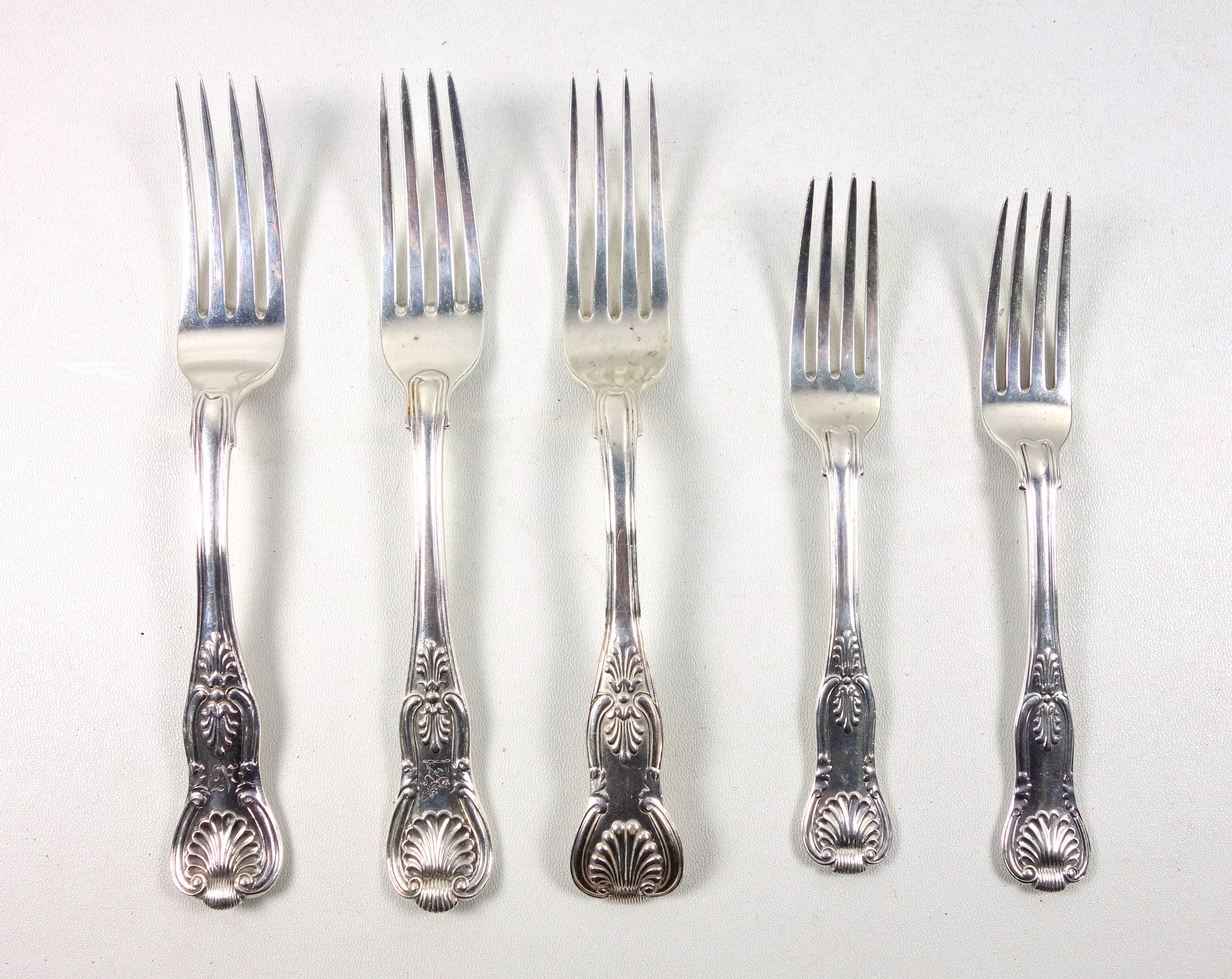 3 George IV silver King's pattern table forks, various marks; 2 William IV King's Pattern dessert - Image 2 of 8