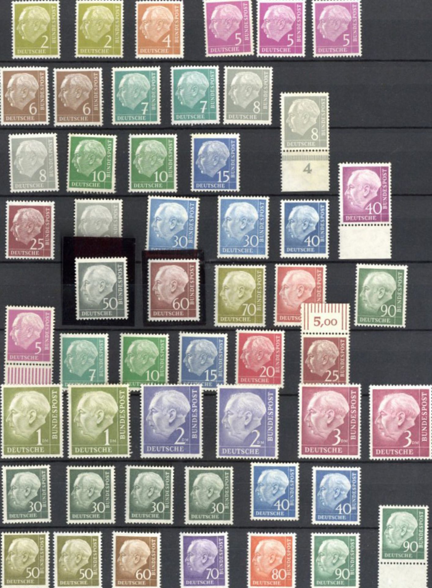 Bund 1949/72, meist ** Sammlung im dicken Einsteckbuch, u.a. Heuss I **, teils Dubletten, anfangs