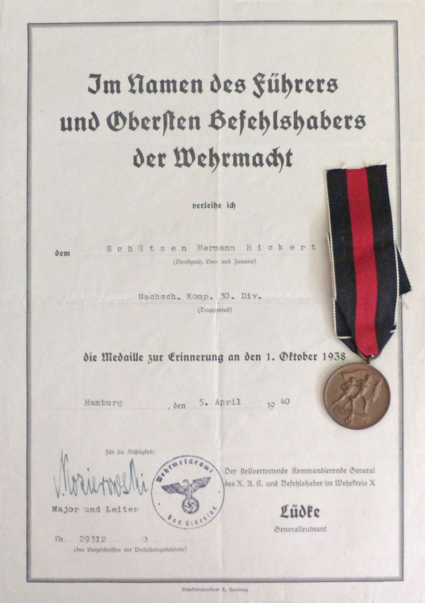 WK II Orden Medaille zur Erinnerung an den 1. Oktober 1938 mit Verleihungsurkunde I-II