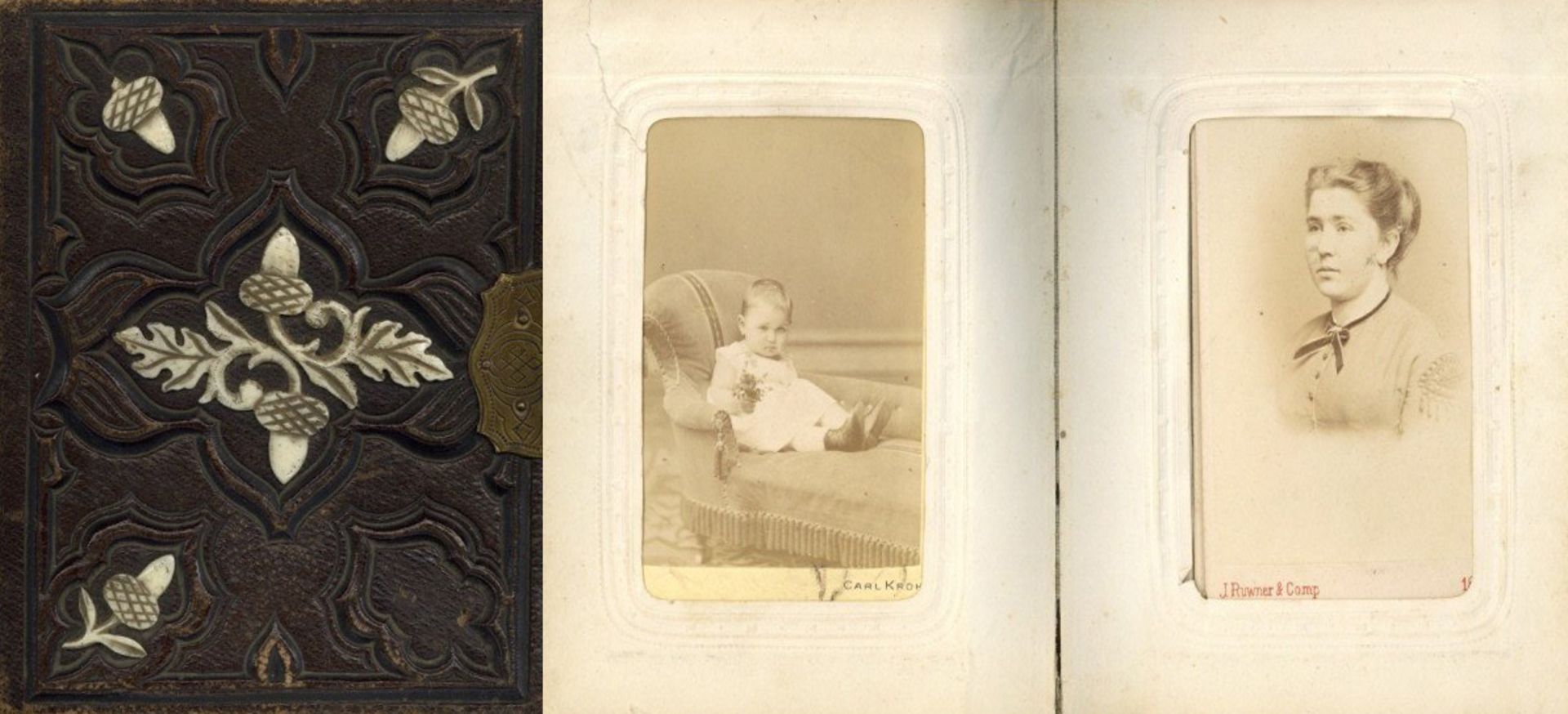 CDV altes Album mit über 30 Fotos um 1870 I-II