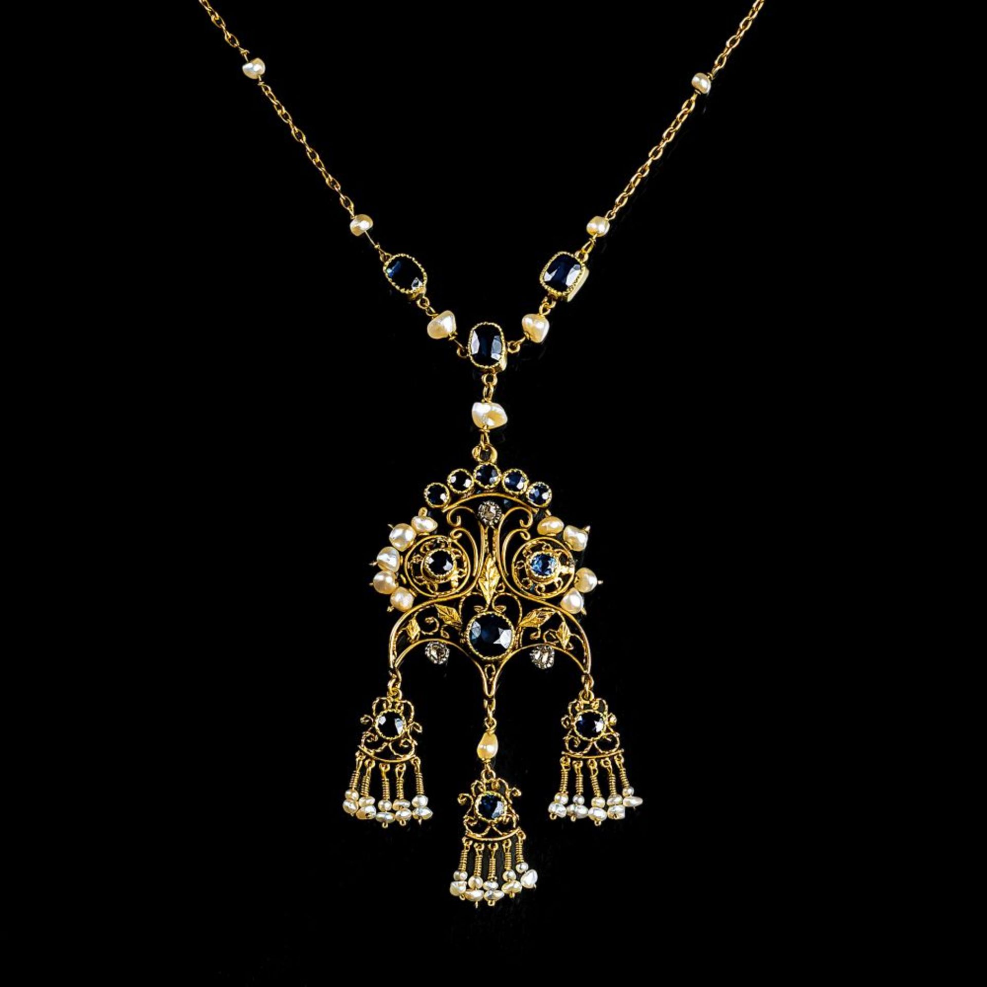 An antique Napoloen III Filigree Sapphire Necklace with Seedpearls.