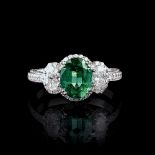 Smaragd-Diamant-Ring.
