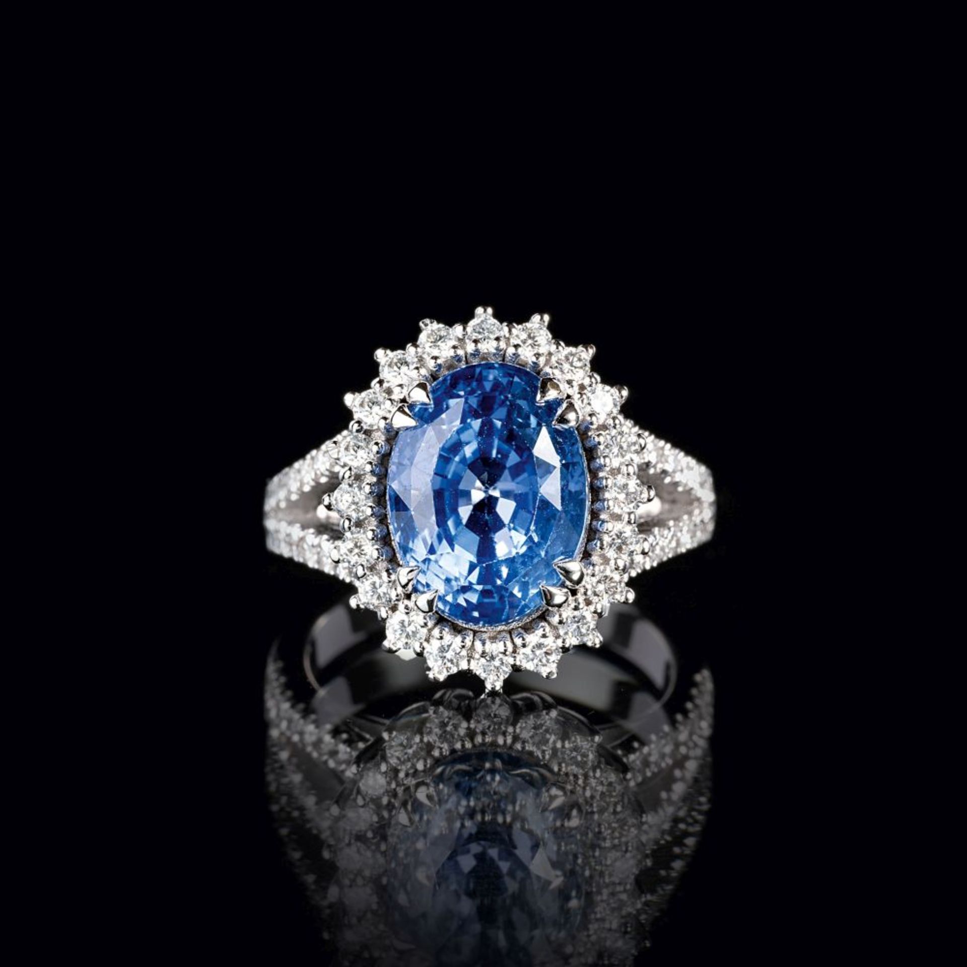 A Natural Sapphire Ring with Diamonds.