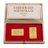 A CASED SET OF TWO 18CT GOLD REPUBLIC OF SOUTH AFRICA COMMEMORATIVE STAMP REPLICAS, 1971