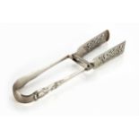 A PAIR OF VICTORIAN SILVER KING'S PATTERN ASPARAGUS TONGS, CHAWNER AND CO, LONDON 1869