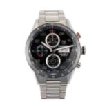 A GENTLEMAN'S STAINLESS-STEEL WRISTWATCH, TAG HEUER CARRERA