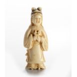 A JAPANESE IVORY FIGURAL TOGGLE, MEIJI PERIOD, 1868 - 1912