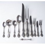 AN ASSEMBLED SET OF QUEEN'S PATTERN SILVER CUTLERY, VARIOUS MAKER'S AND DATES Comprising: table