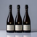 3 BOTTLES OF CHAMPAGNE PHILIPPONNAT CLOS DES GOISSES 2011 One of the first single vineyard Champagne