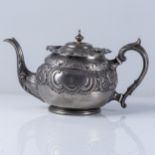 LATE VICTORIAN ELECTRO-PLATE BRITANNIA METAL TEAPOT The