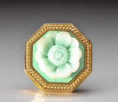 AN ESTEE LAUDER SOLID PERFUME COMPACT, YOUTH DEW FLOWER CAMEO, 2007