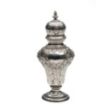 A VICTORIAN SILVER SUGAR CASTER, WAKELY AND WHEELER, LONDON, 1901