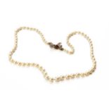 A SINGLE-STRAND PEARL NECKLACE